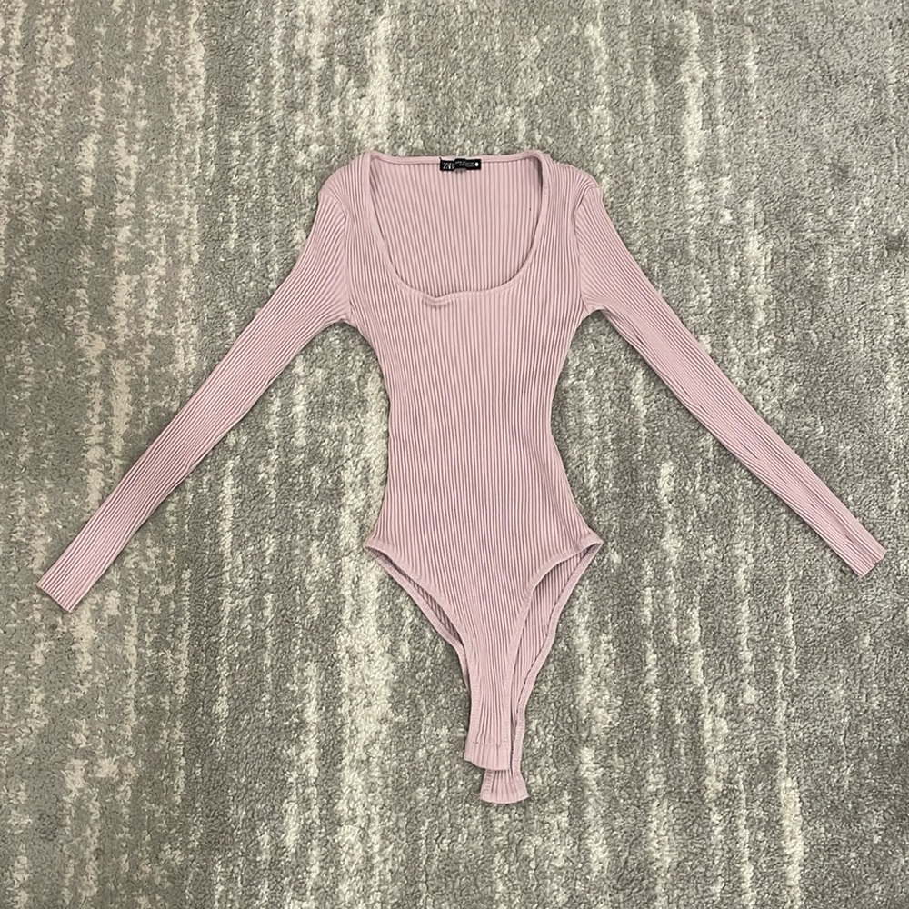 ZARA Tops Long Sleeve Ribbed Lilac Scoop-Neck Bodysuit